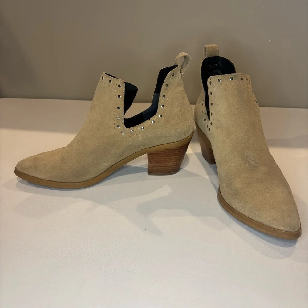 REBECCA MINKOFF Suede‎ Tan Booties with Small Heel and Stud Accent Size 10